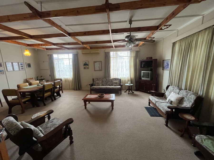 4 Bedroom Property for Sale in Kakamas Northern Cape